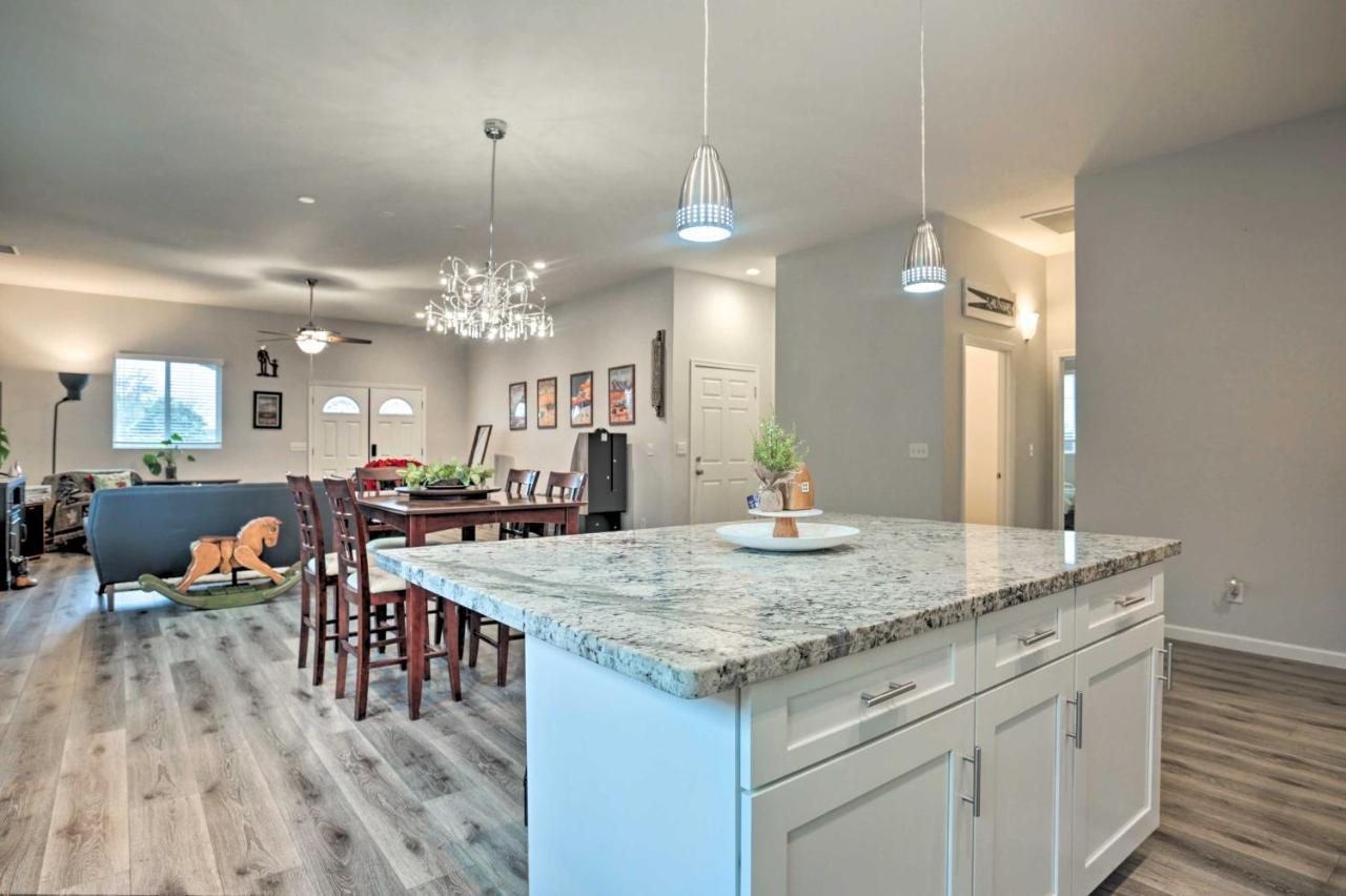 Stunning Clovis Home About 1 Mile To Old Town! Bagian luar foto